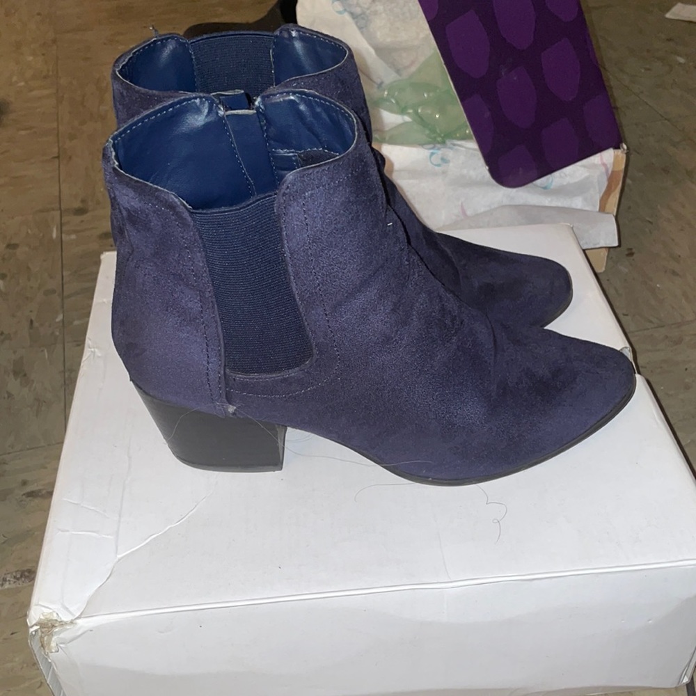 Navy blue booties